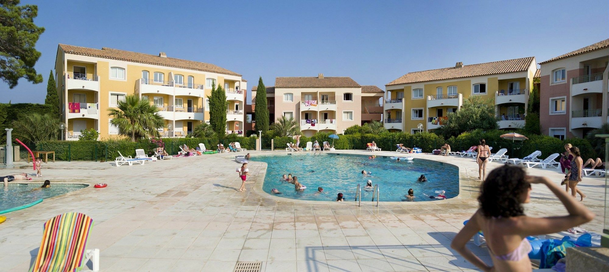 Residence Pierre & Vacances Les Terrasses Des Issambres لي إيسامبر المظهر الخارجي الصورة