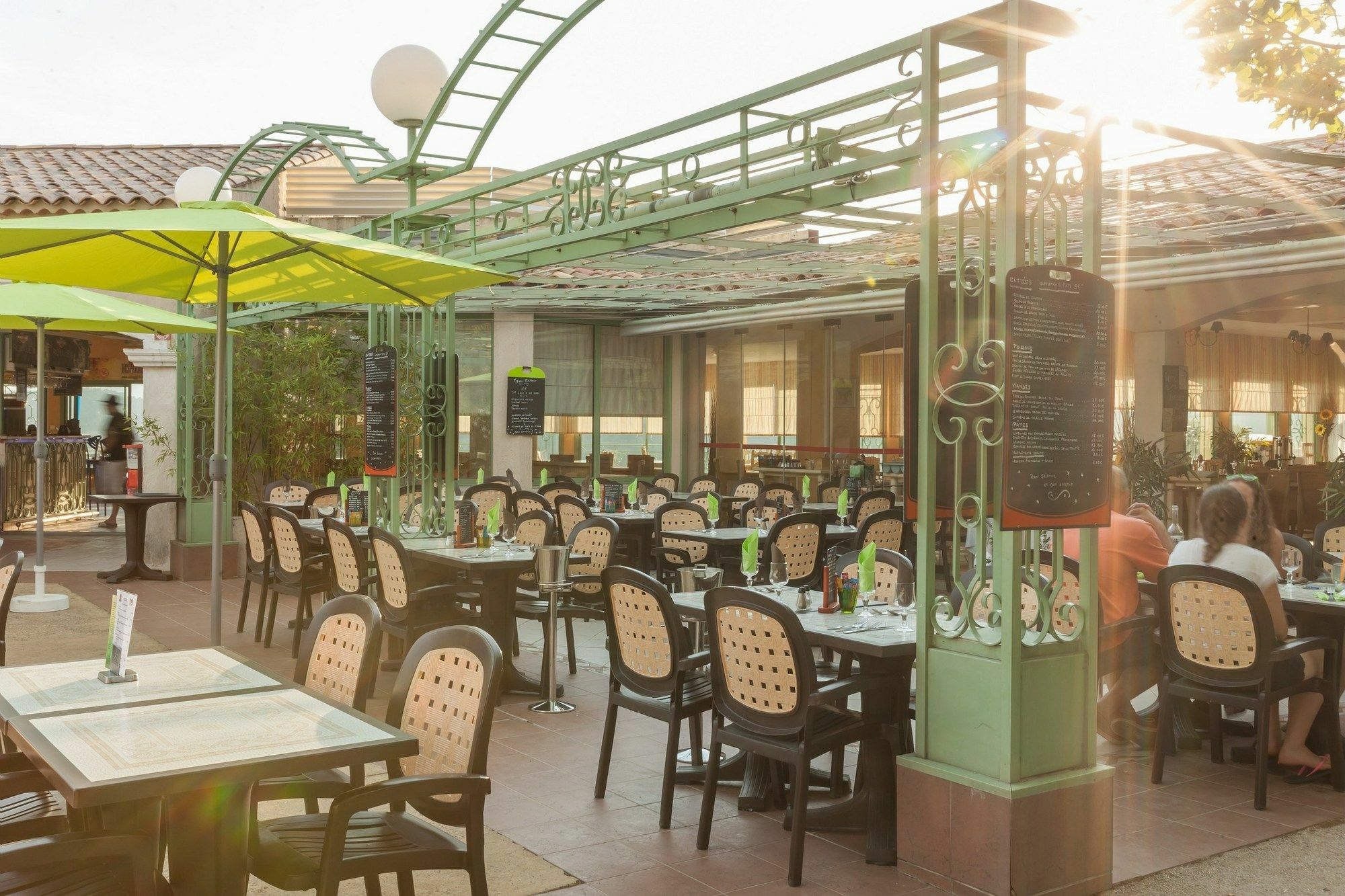 Residence Pierre & Vacances Les Terrasses Des Issambres لي إيسامبر المظهر الخارجي الصورة