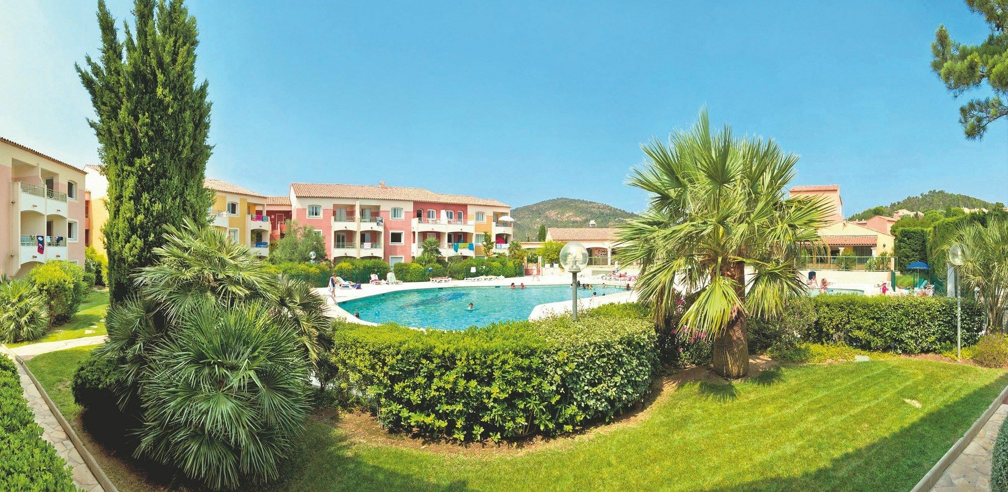 Residence Pierre & Vacances Les Terrasses Des Issambres لي إيسامبر المظهر الخارجي الصورة